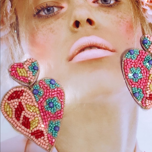 Very cute earrings - Picture 3 of 4